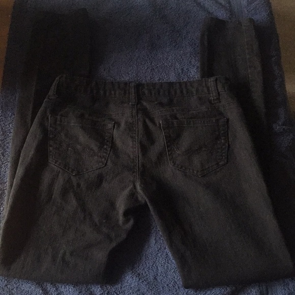 Rue 21 Black Skinny Jeans 3/4 - Picture 3 of 5